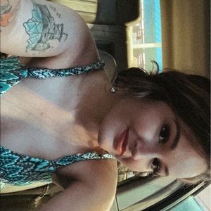 Meet your Posher, Katelyn